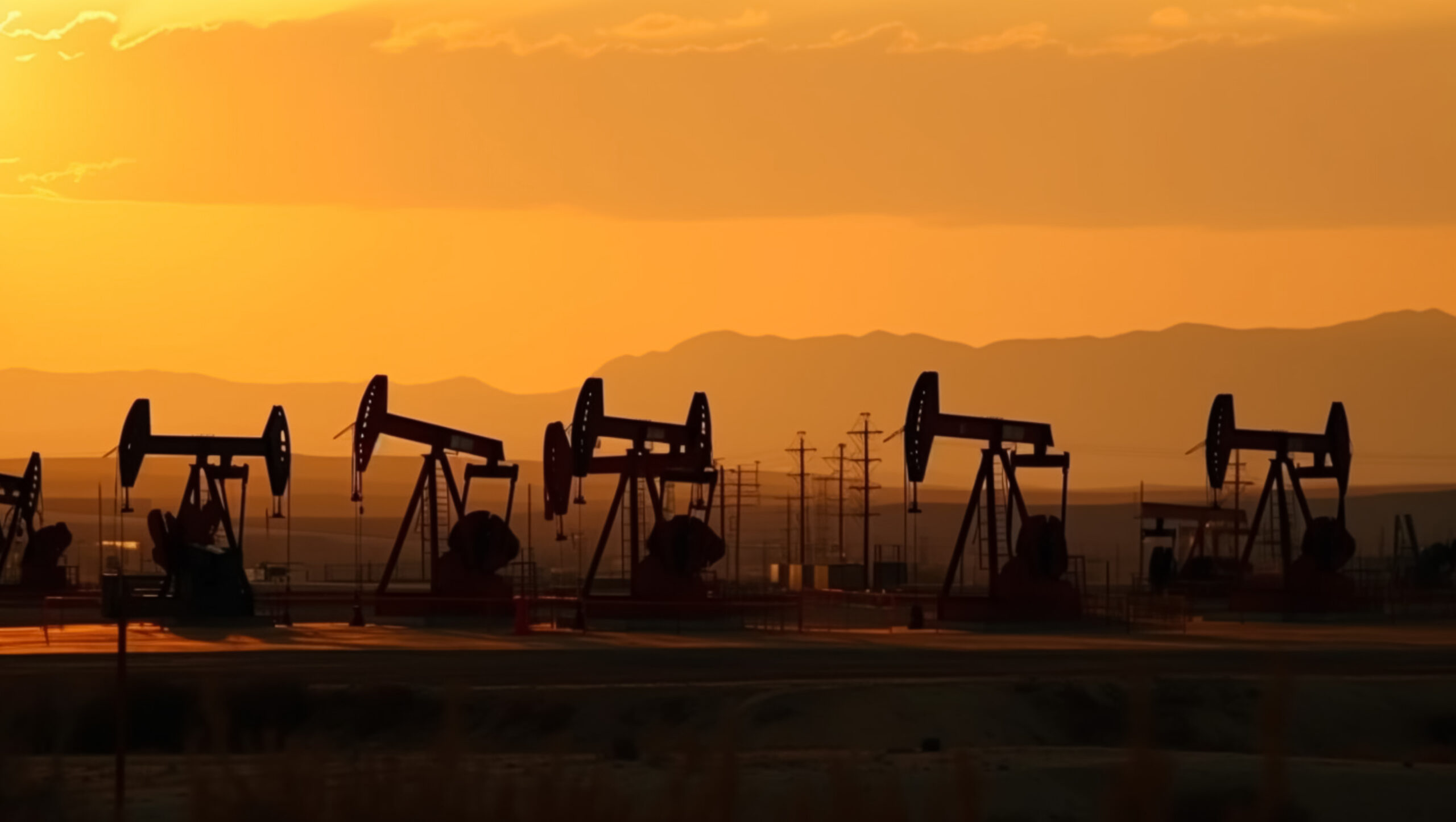 Mercados de petróleo aguardam ansiosamente a reunião de domingo da OPEP+