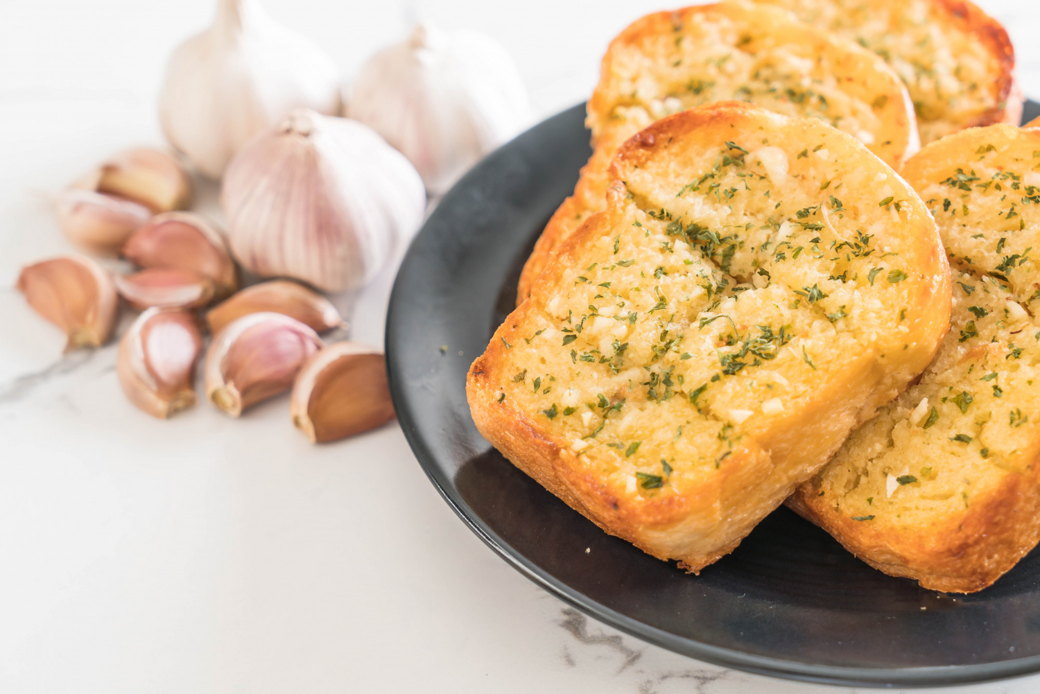 Receita fácil de pão de alho com queijo
