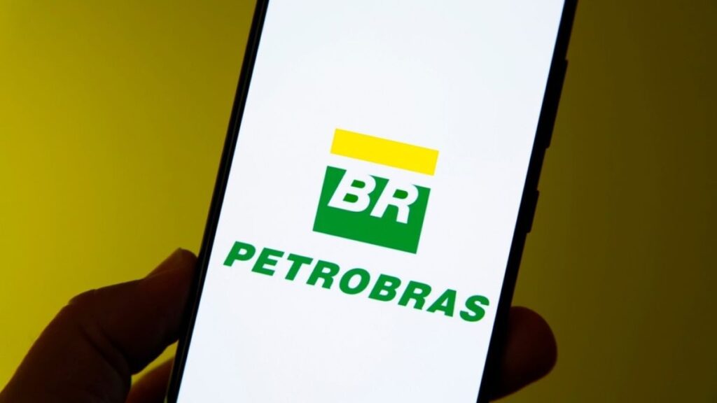 Ibovespa mantido pela Petrobras enquanto Embraer frustra expectativas do mercado