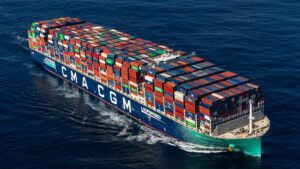 CMA CGM investe em infraestrutura portuária brasileira visando crescimento e sustentabilidade