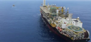 Petrobras adota estratégias para aumentar atração em licitações de FPSOs