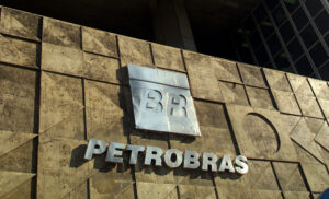 Atraso em licenciamento do Ibama custa milhões à Petrobras na Margem Equatorial